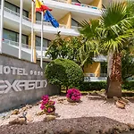 Exagon Park 4*
