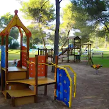 Exagon Park מלון 4*