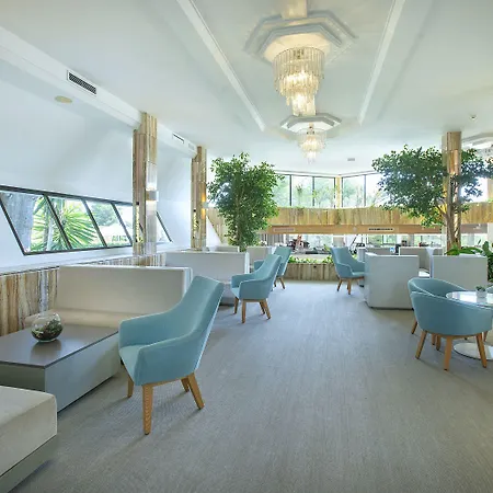 Exagon Park 4*