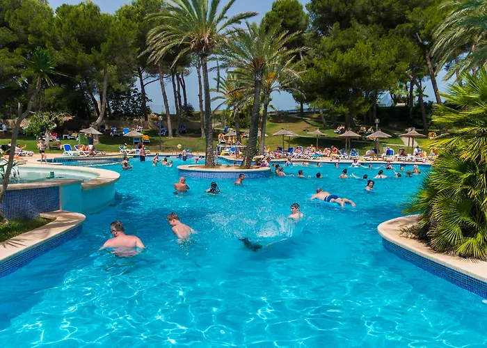 Exagon Park Hotell 4*